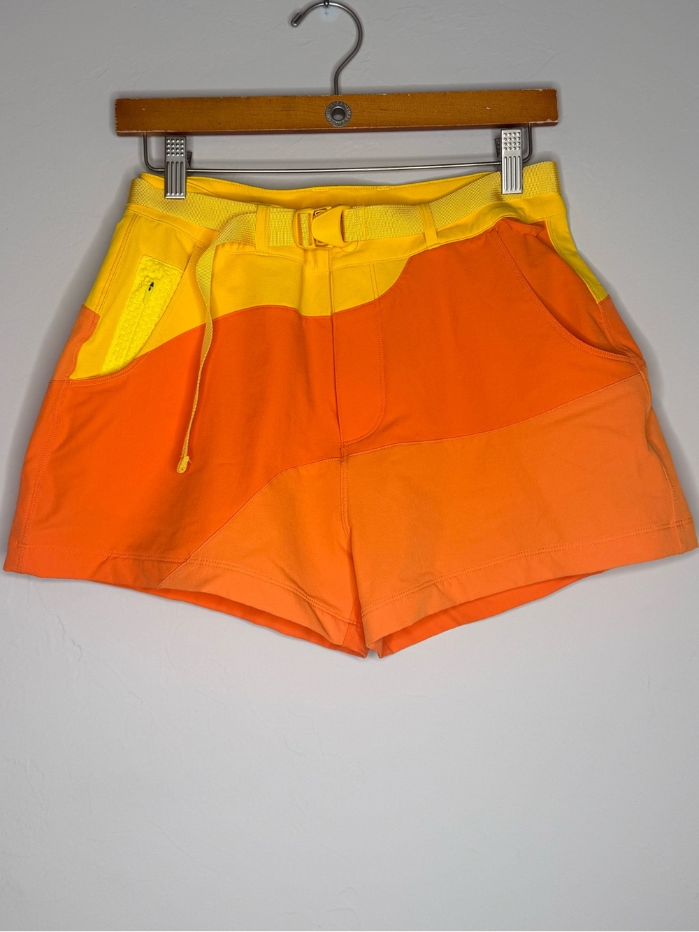 Outdoor Voices Rectrek shorts 3in inseam yellow orange colorblock size small - Picture 2 of 7